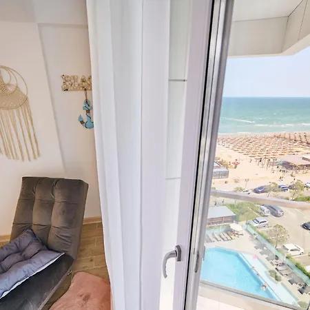 Sea Gem In Infinity - Parking Mamaia